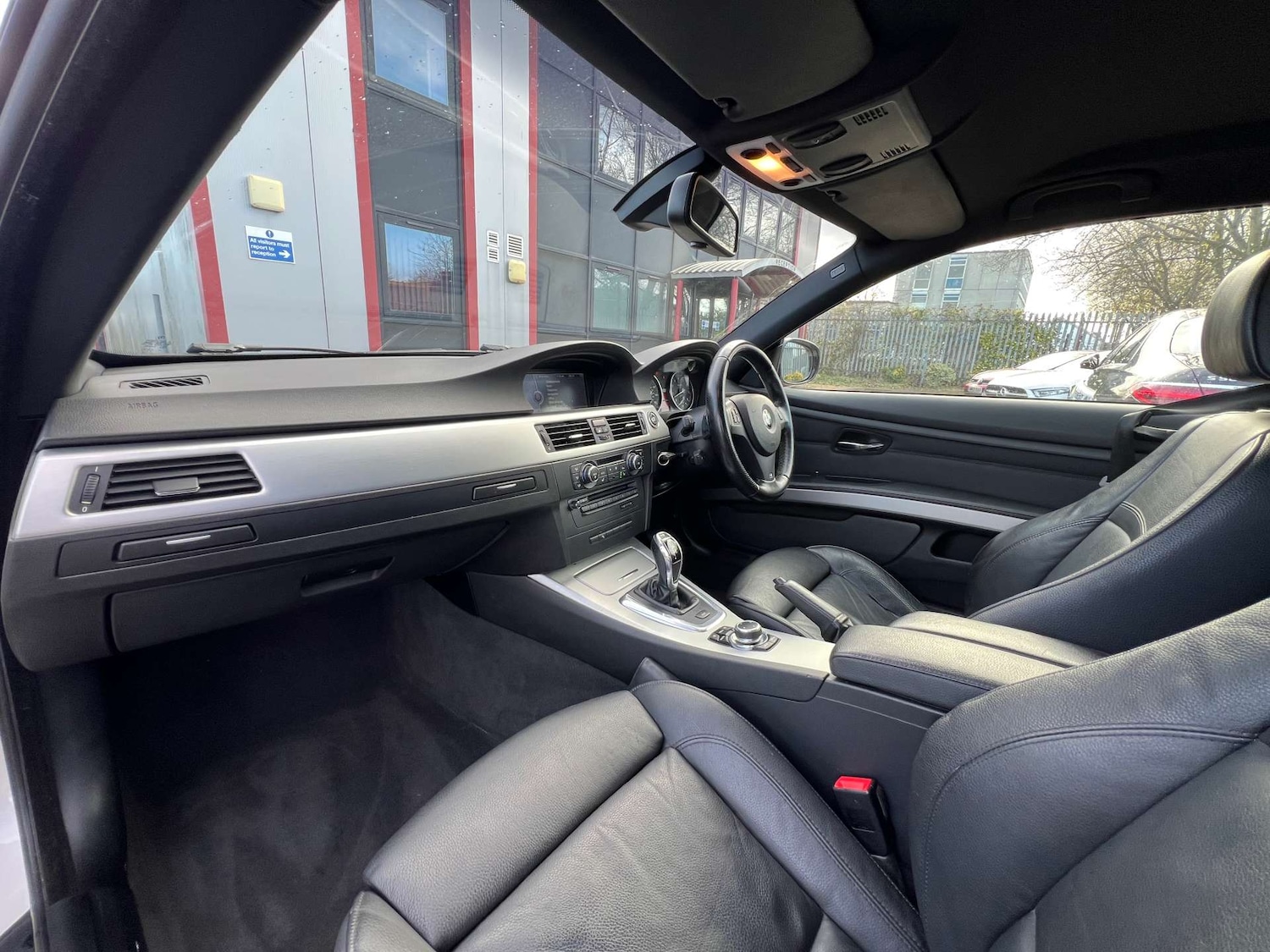 Used BMW 3 Series 2011 for sale - 77132818: Photo 33