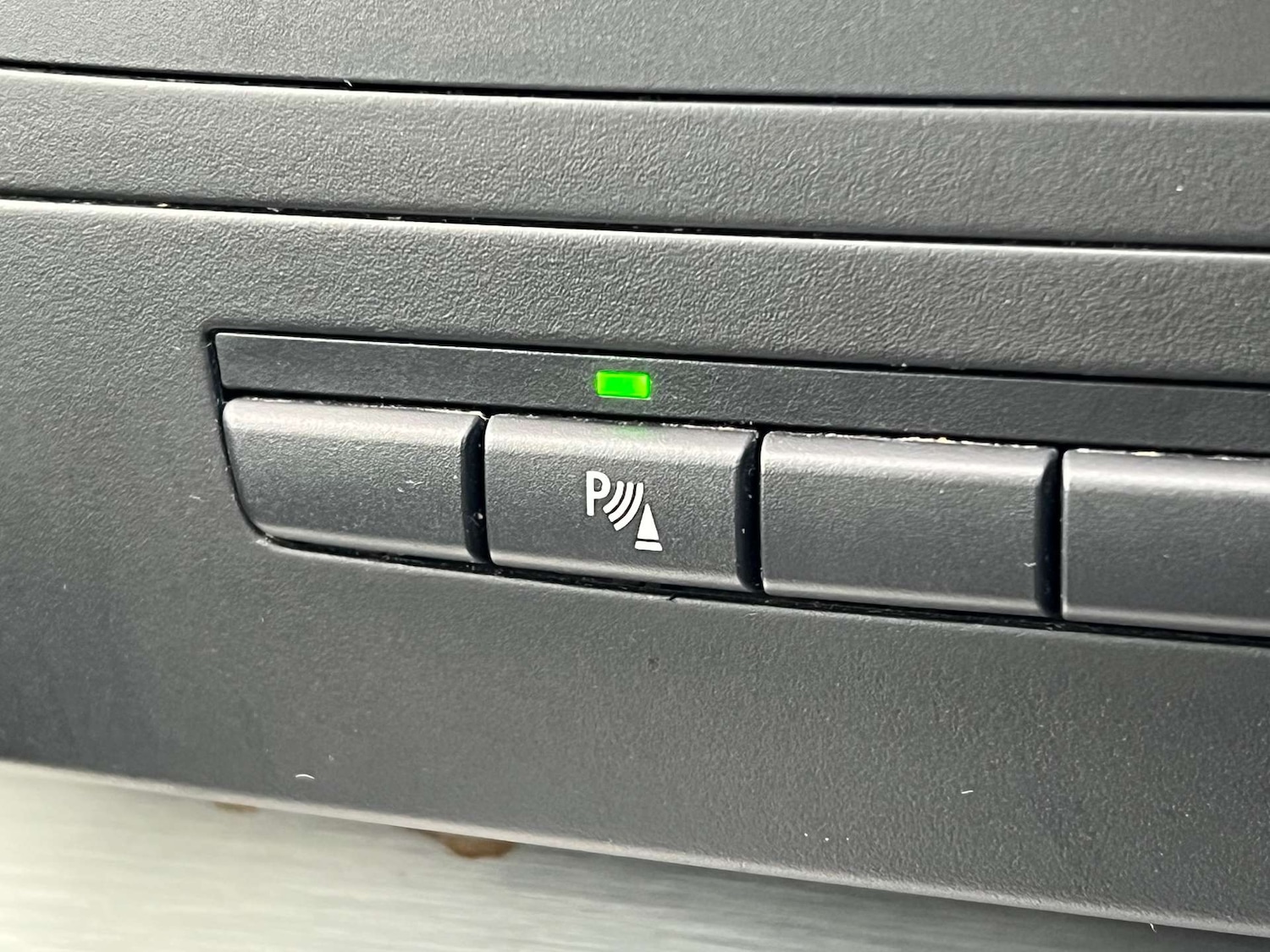 Used BMW 3 Series 2011 for sale - 77132818: Photo 42