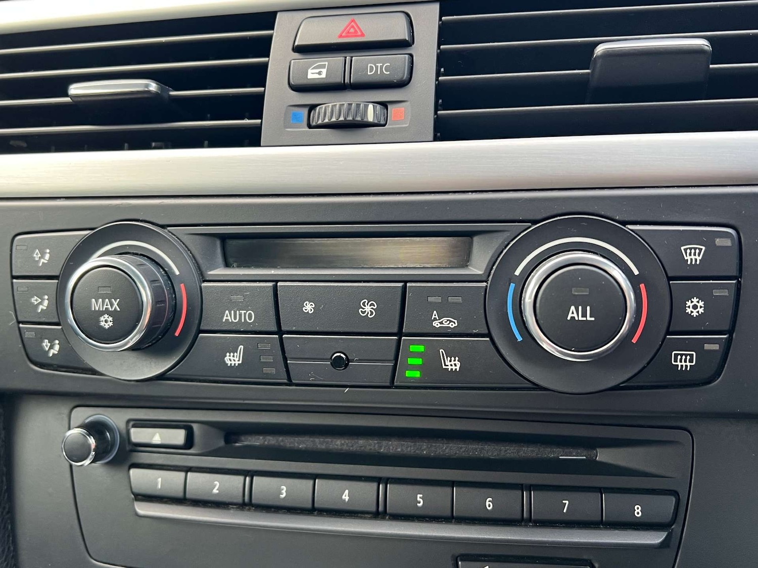 Used BMW 3 Series 2011 for sale - 77132818: Photo 43