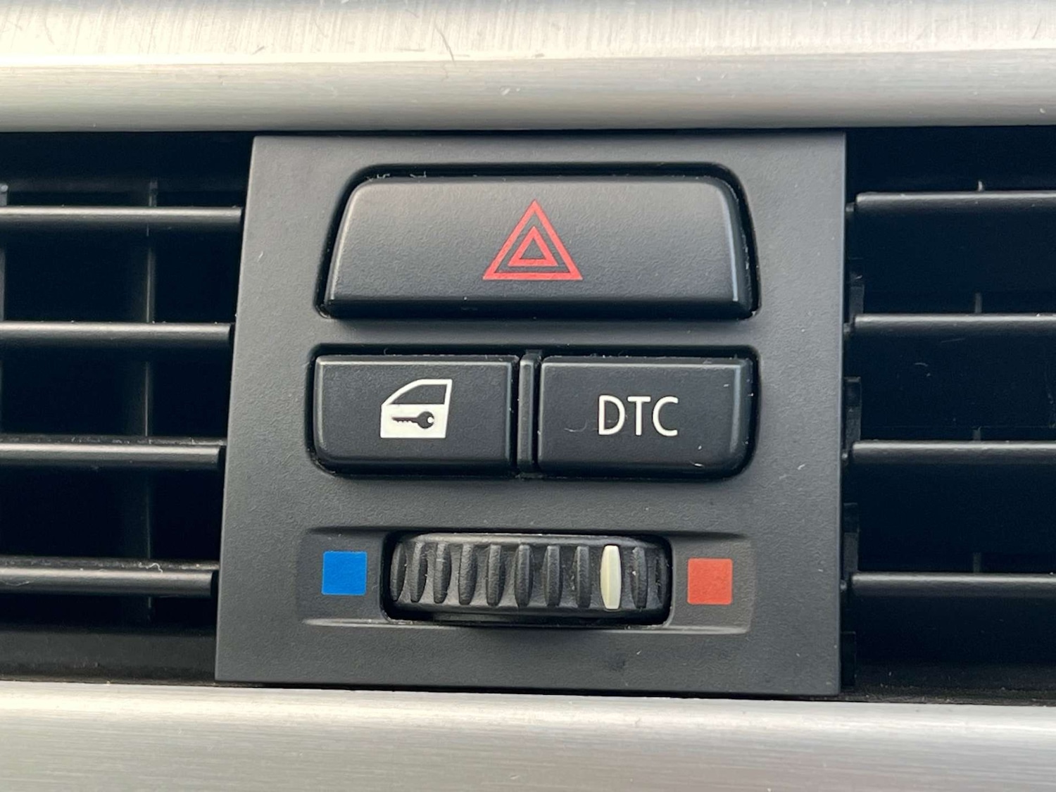 Used BMW 3 Series 2011 for sale - 77132818: Photo 45