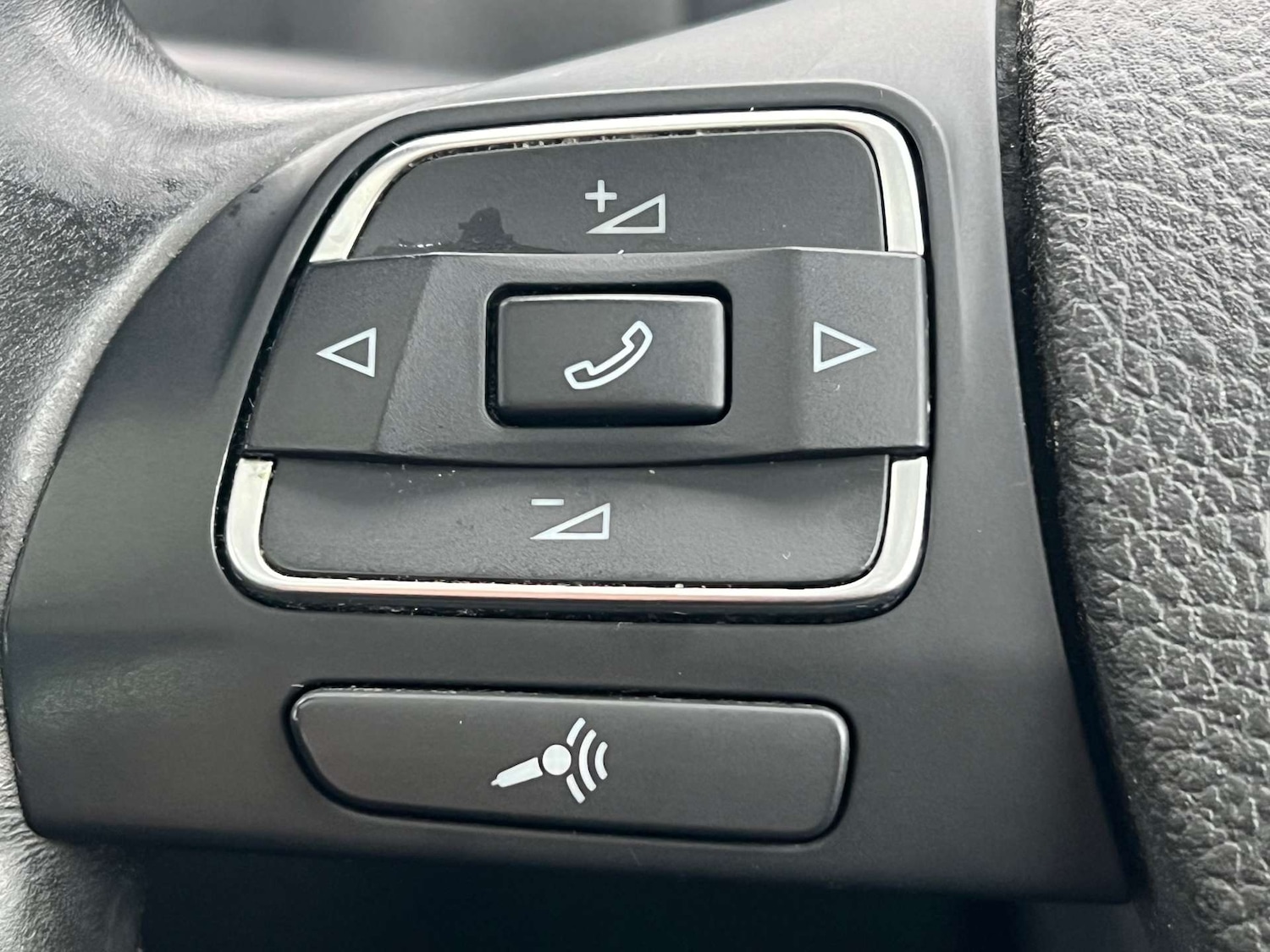 Used Volkswagen Tiguan 2012 for sale - 76948222: Photo 49