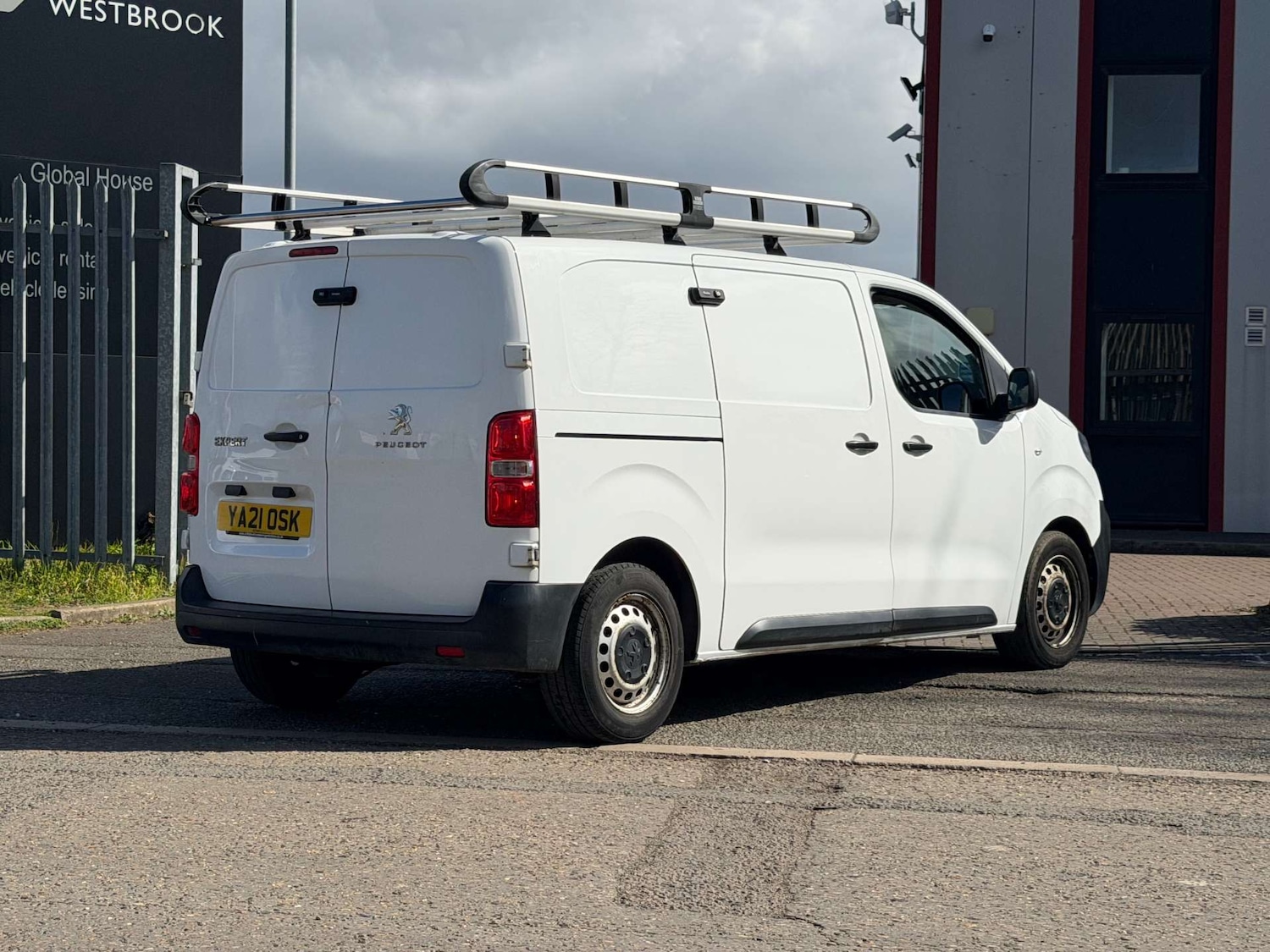 Used Peugeot Expert 2021 for sale - 78152410: Photo 18