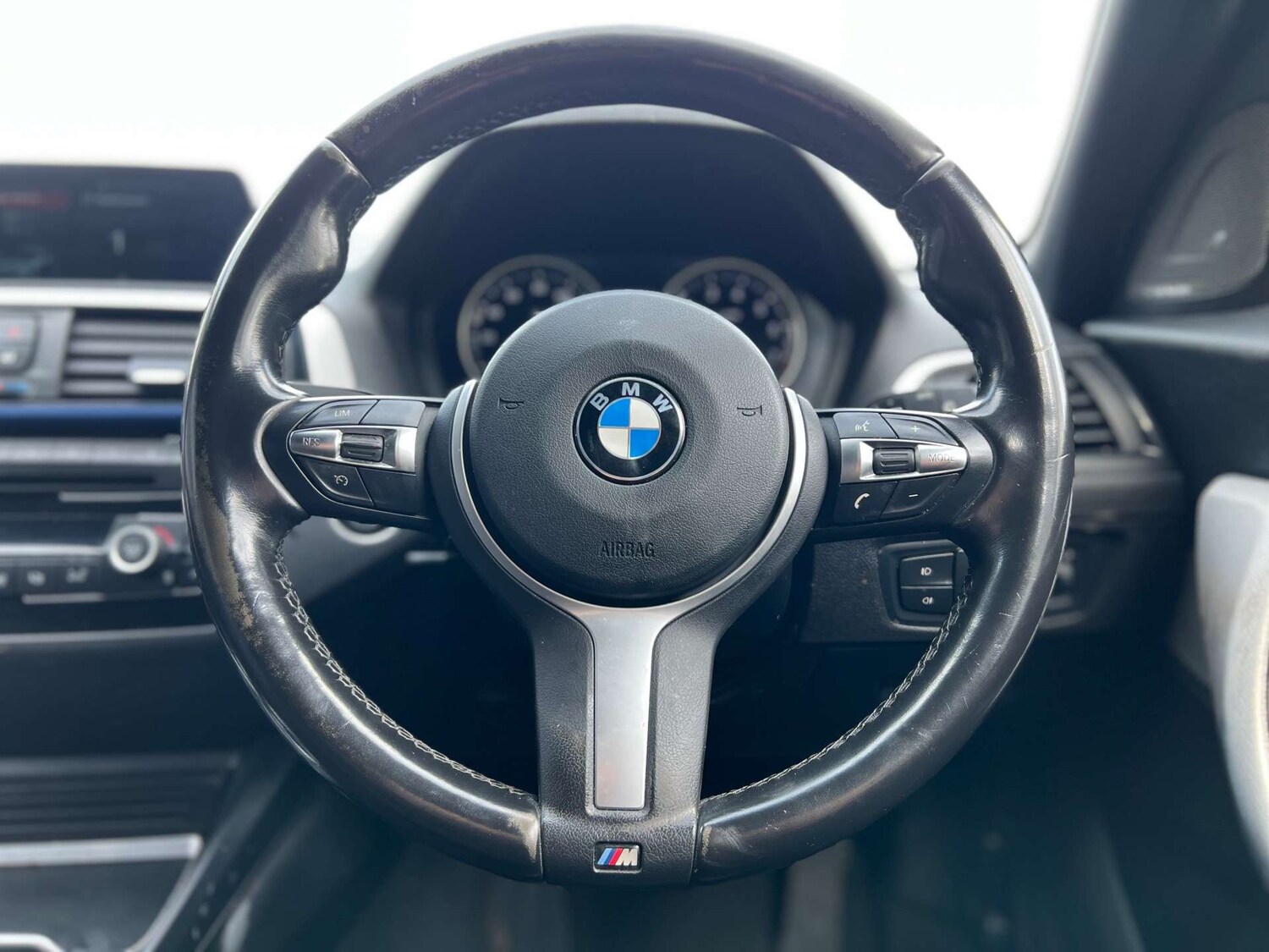 Used BMW 1 Series 2019 for sale - 76601296: Photo 38