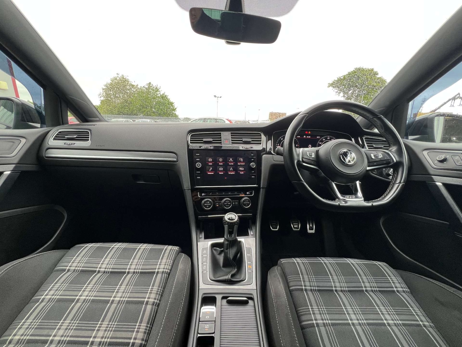 Used Volkswagen Golf 2018 for sale - 75716881: Photo 13