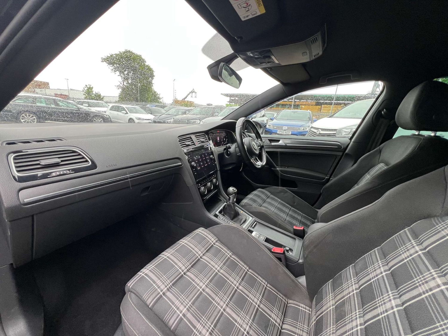 Used Volkswagen Golf 2018 for sale - 75716881: Photo 31