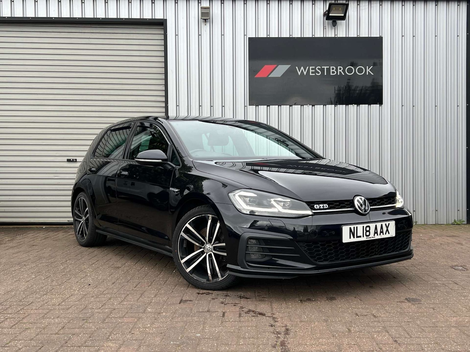 Used Volkswagen Golf 2018 for sale - 75716881: Photo 7