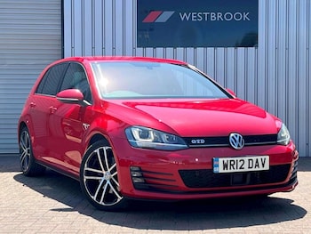 Volkswagen - Golf