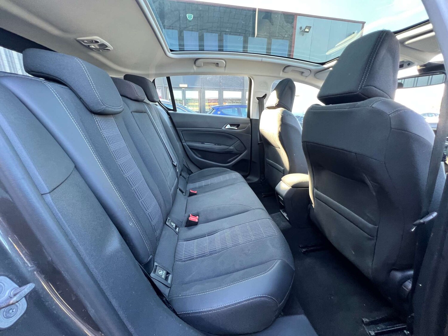 Used Peugeot 308 2018 for sale - 78176741: Photo 24