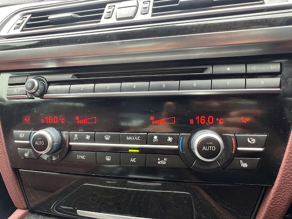 Used BMW 7 Series 2014 for sale - 75398047: Photo 45