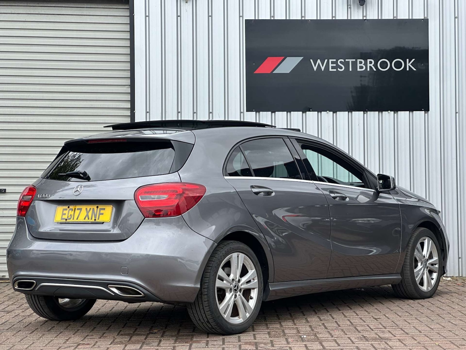 Used Mercedes-Benz A-Class 2017 for sale - 76602031: Photo 2