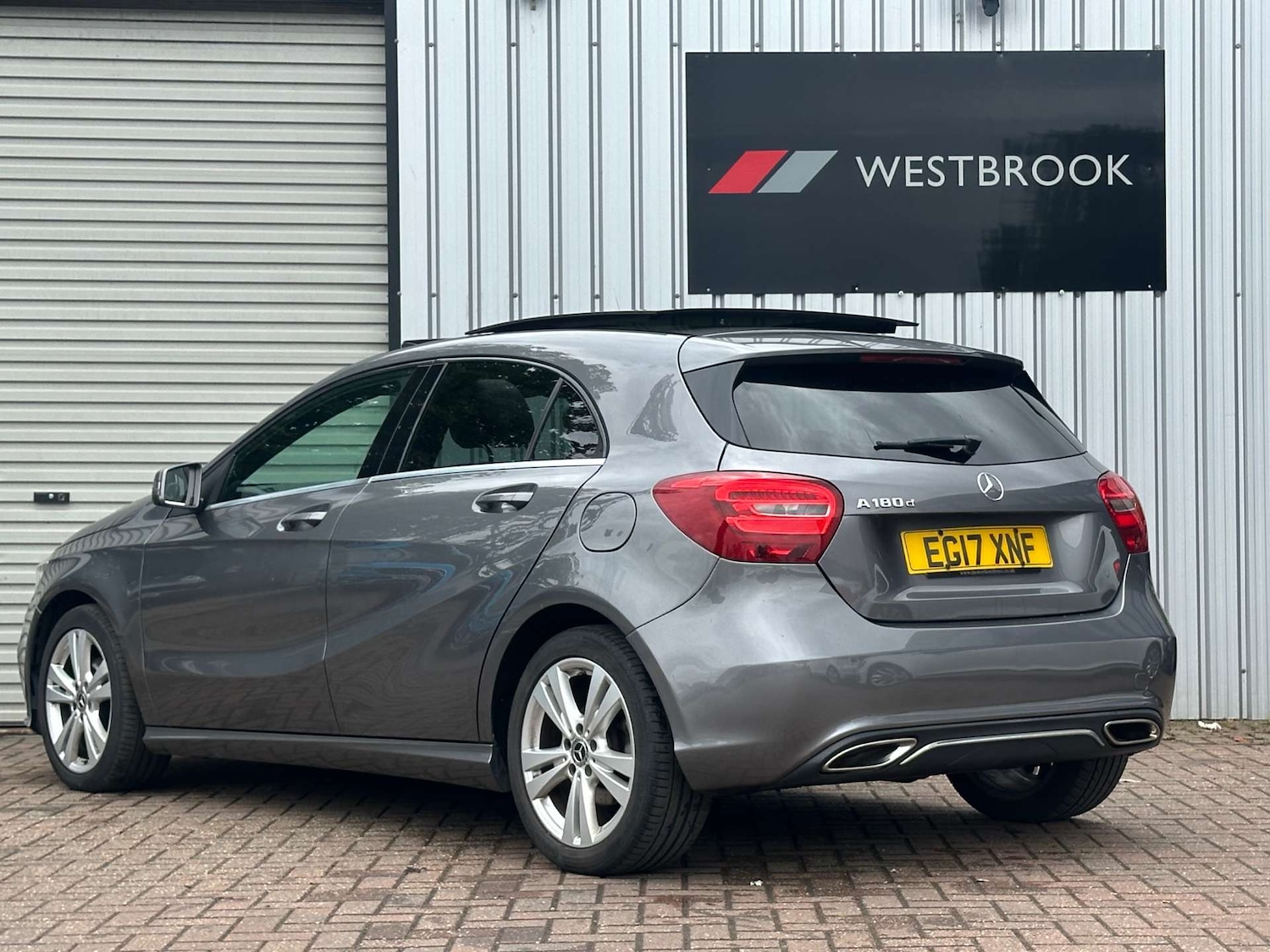 Used Mercedes-Benz A-Class 2017 for sale - 76602031: Photo 4