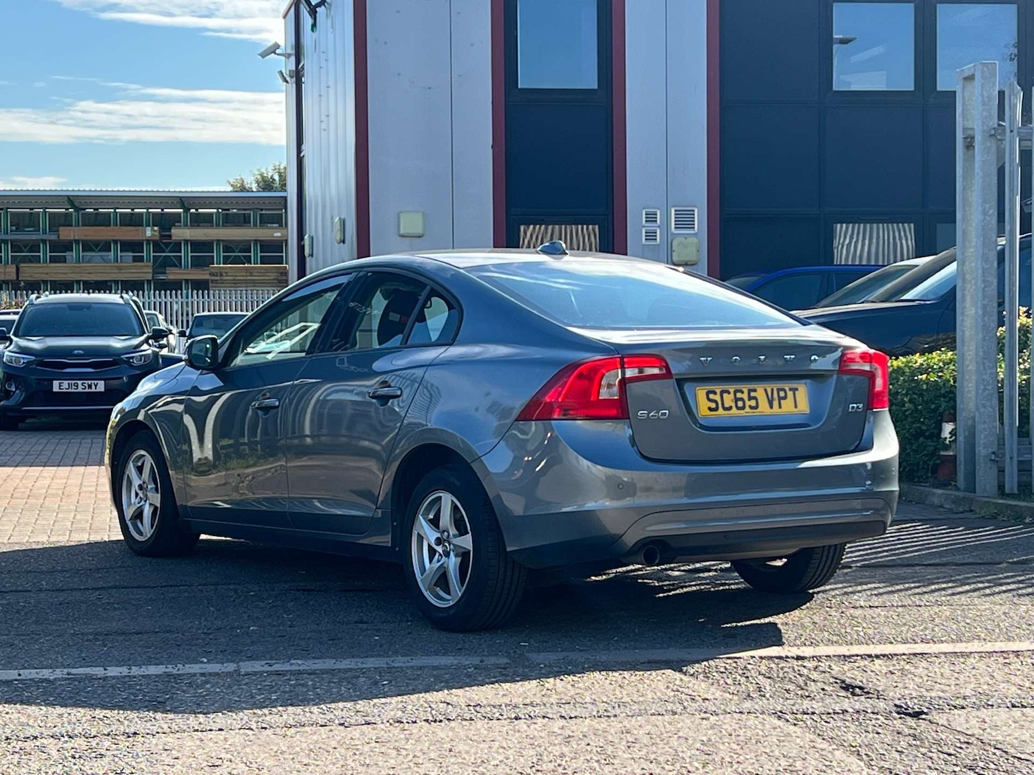 Used Volvo S60 2016 for sale - 76068165: Photo 19