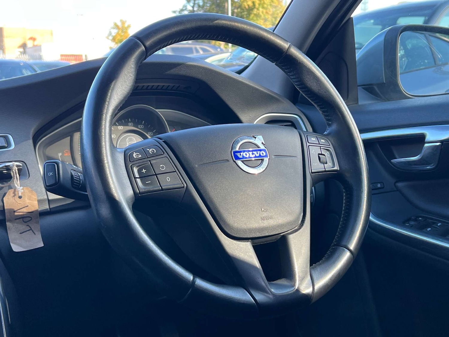 Used Volvo S60 2016 for sale - 76068165: Photo 24