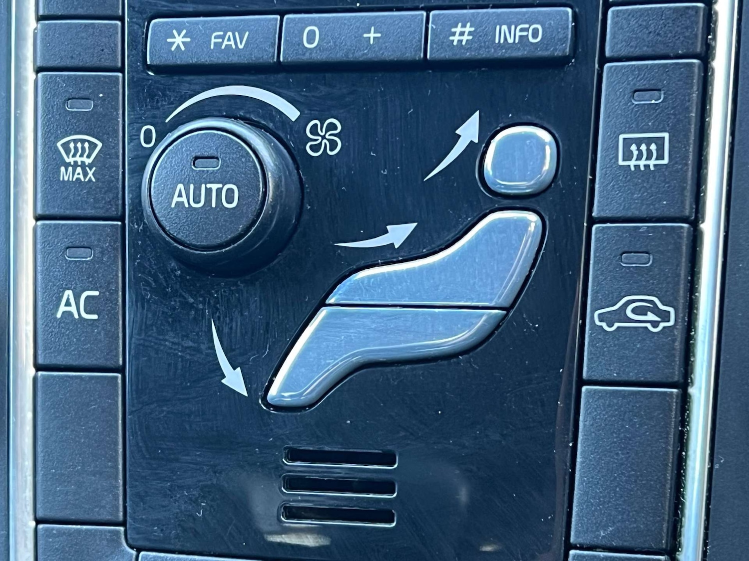 Used Volvo S60 2016 for sale - 76068165: Photo 50