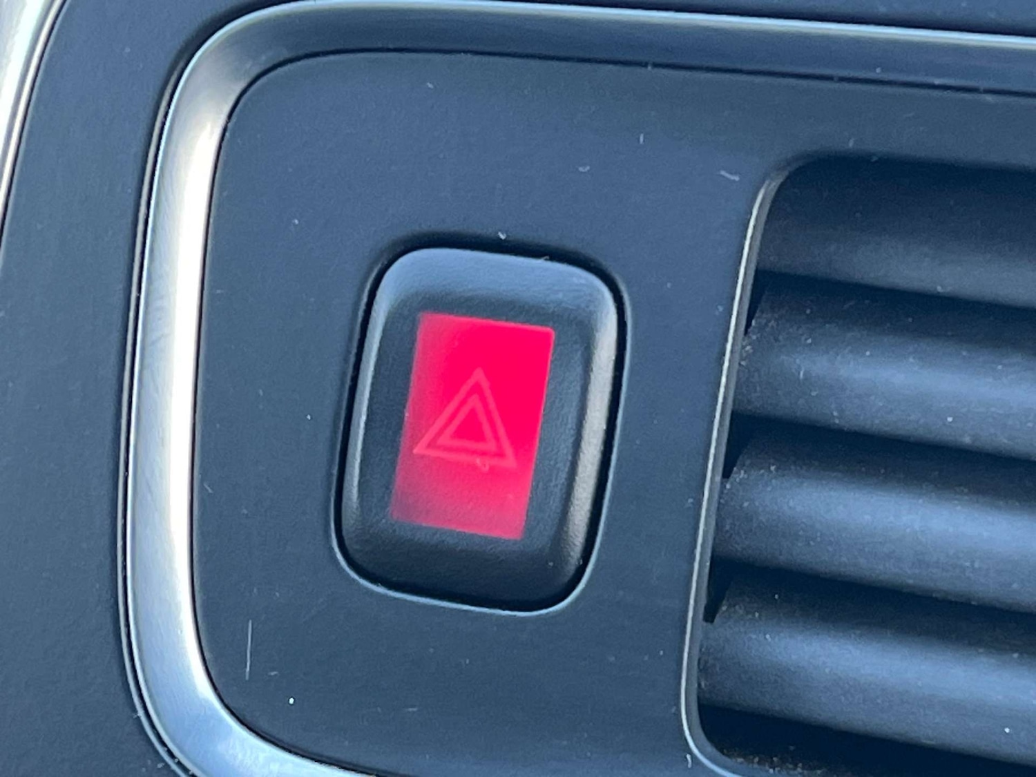 Used Volvo S60 2016 for sale - 76068165: Photo 52