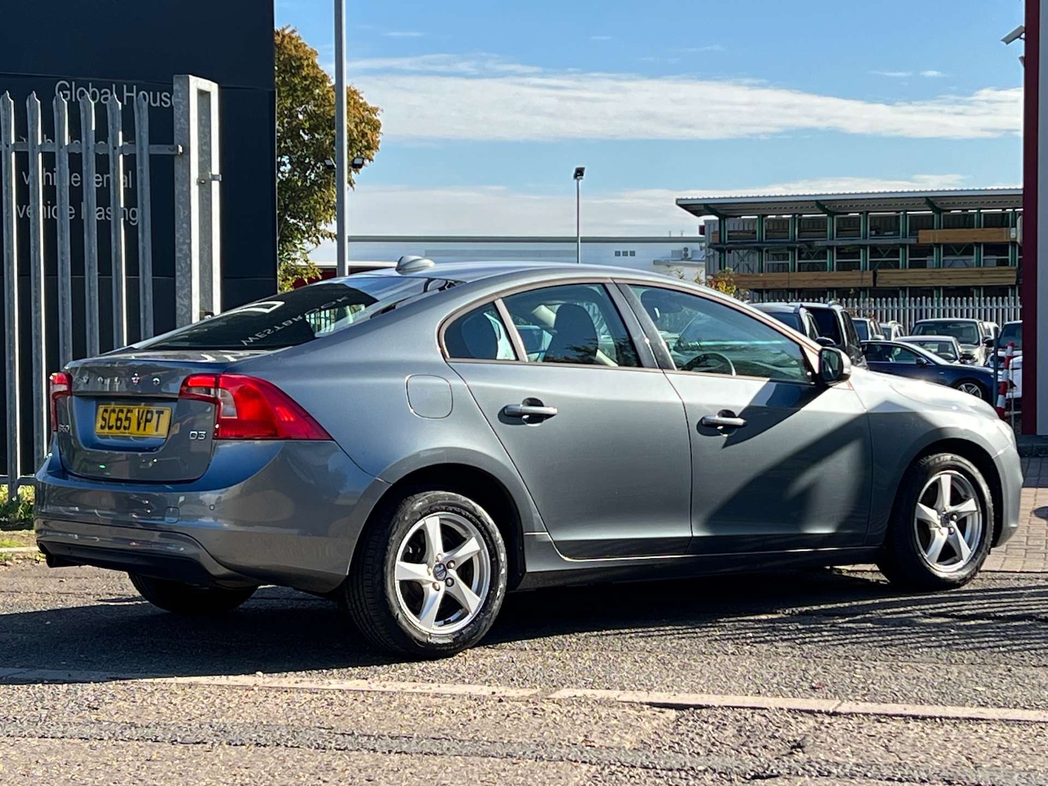 Used Volvo S60 2016 for sale - 76068165: Photo 7