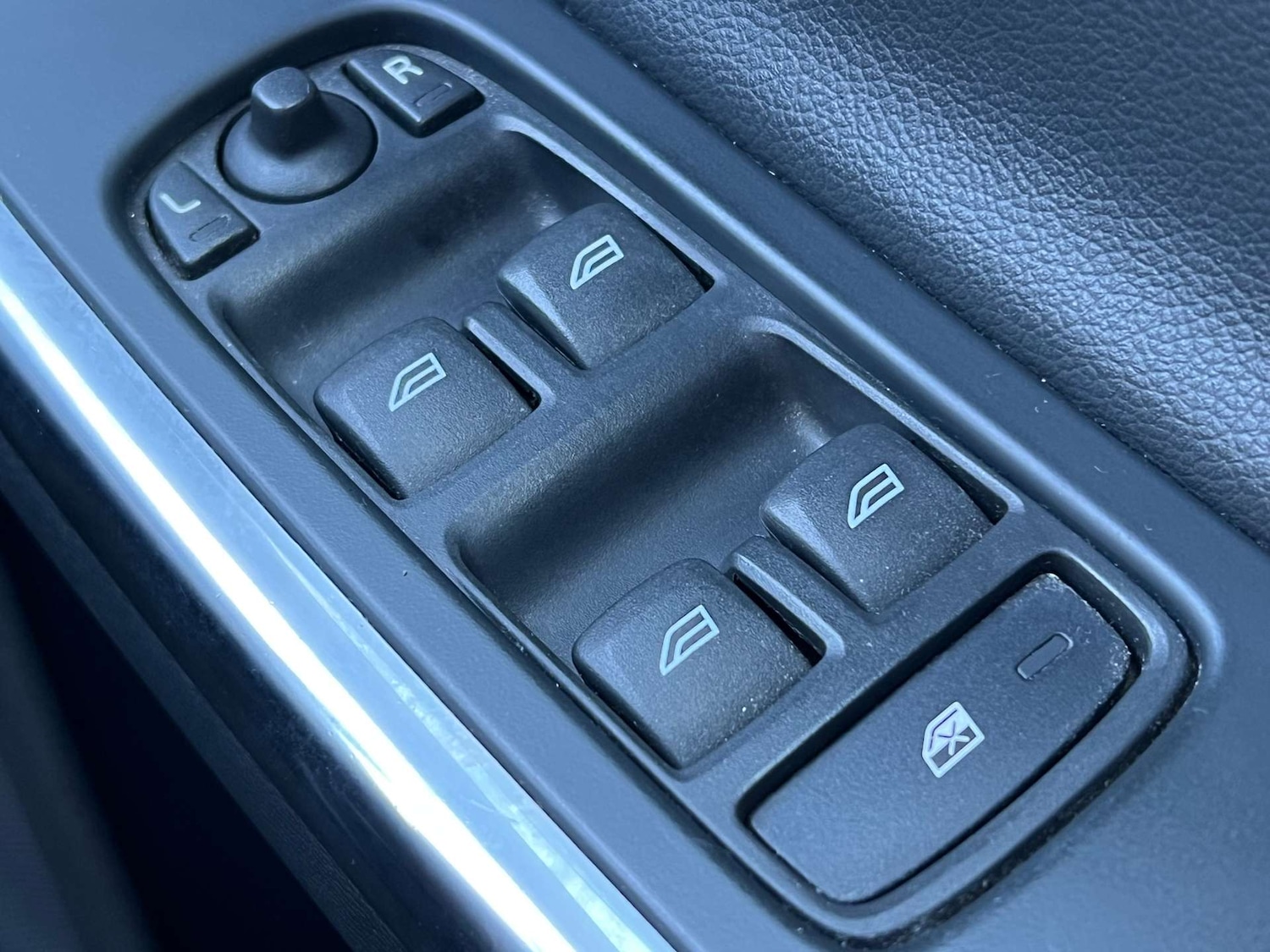 Used Volvo S60 2016 for sale - 76068165: Photo 73