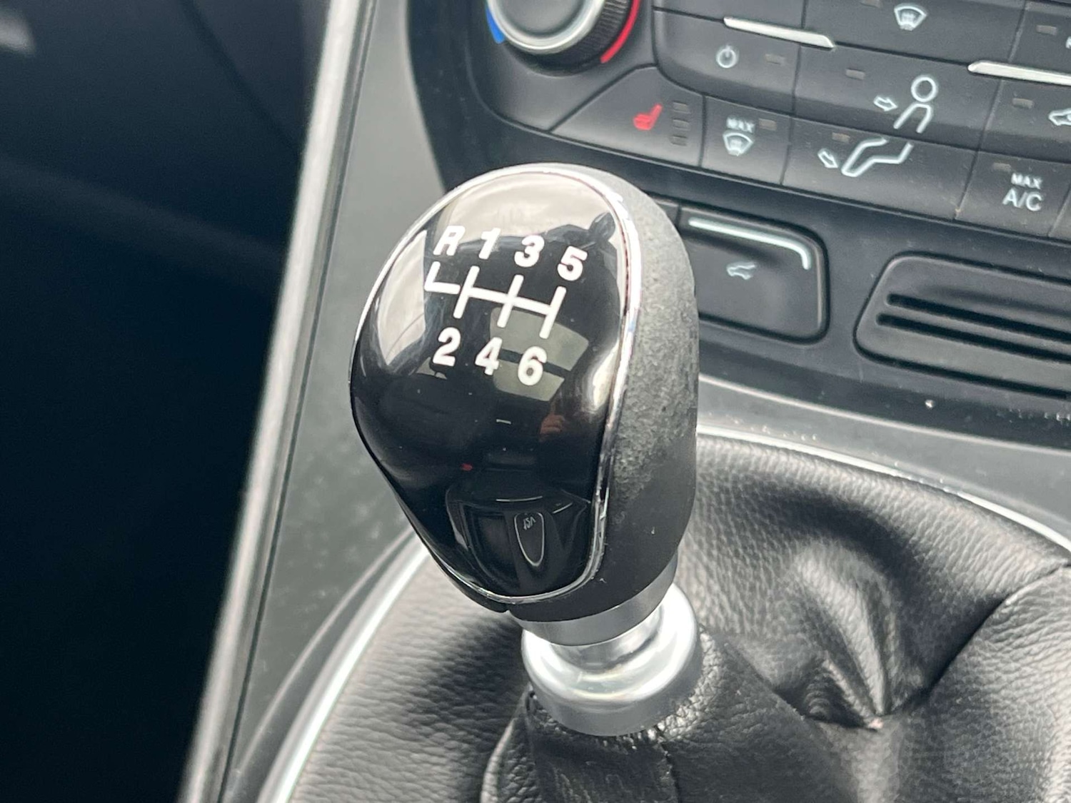 Used Ford Kuga 2018 for sale - 76948225: Photo 43