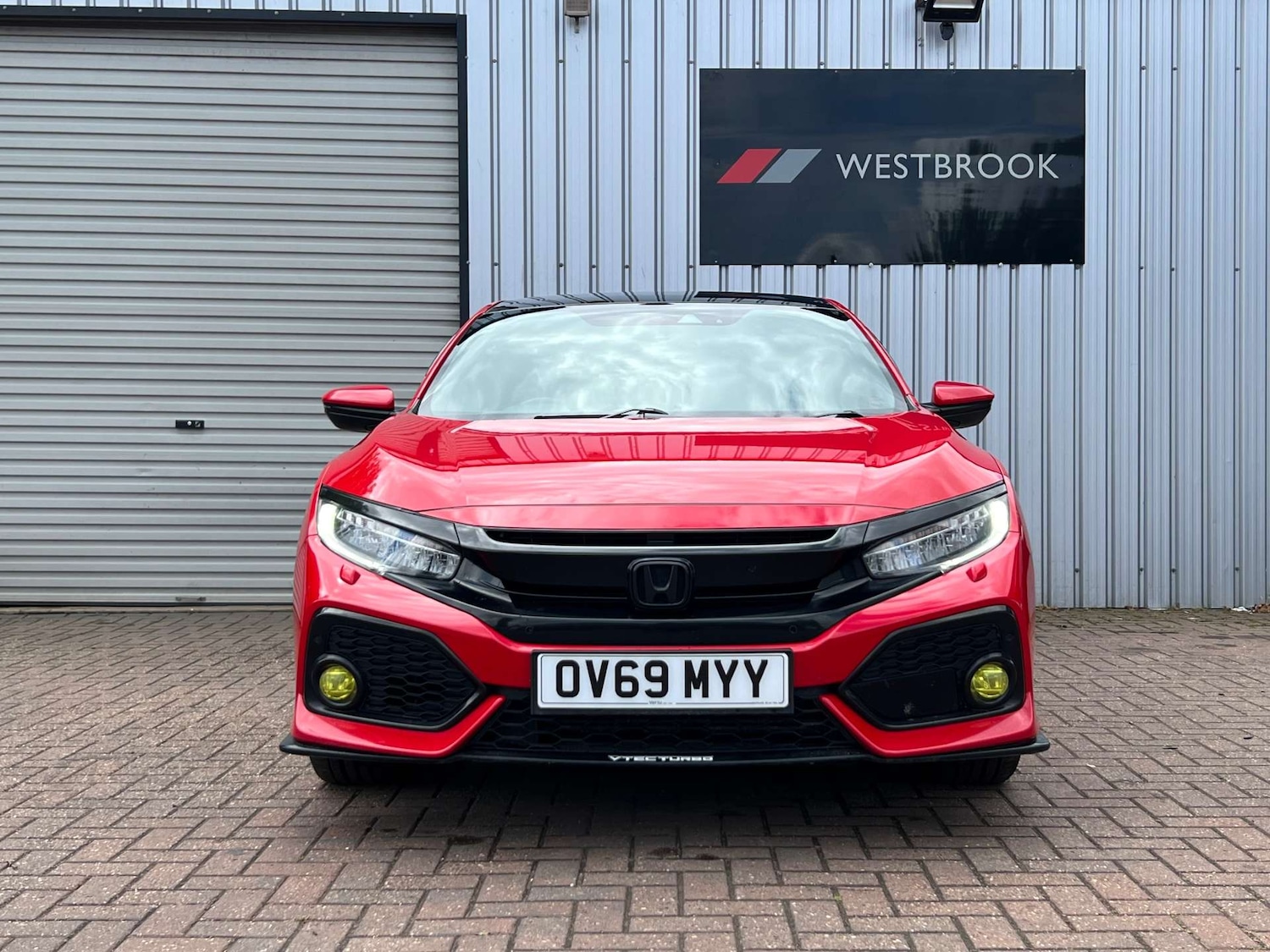 Used Honda Civic 2019 for sale - 76601820: Photo 13