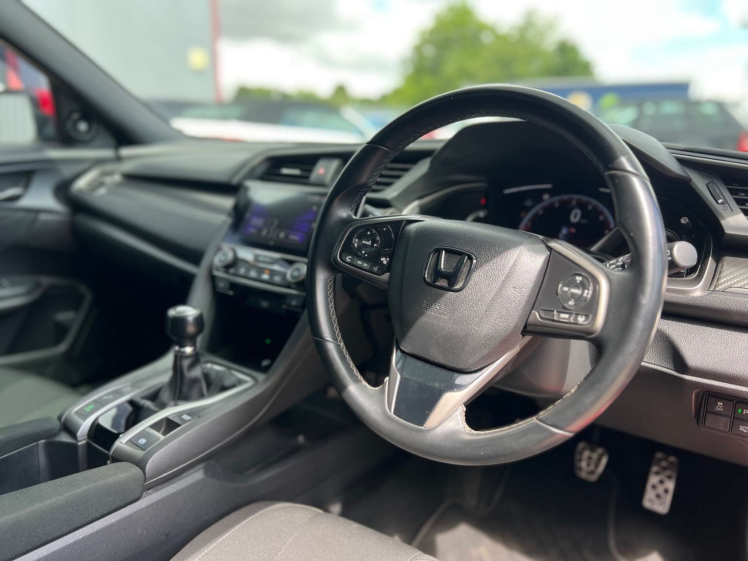 Used Honda Civic 2019 for sale - 76601820: Photo 21