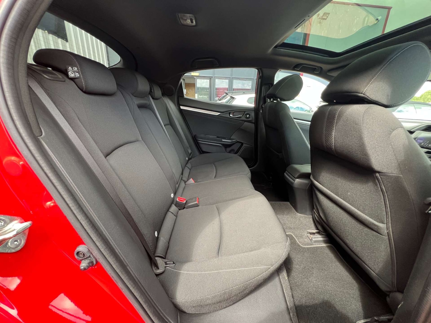 Used Honda Civic 2019 for sale - 76601820: Photo 26