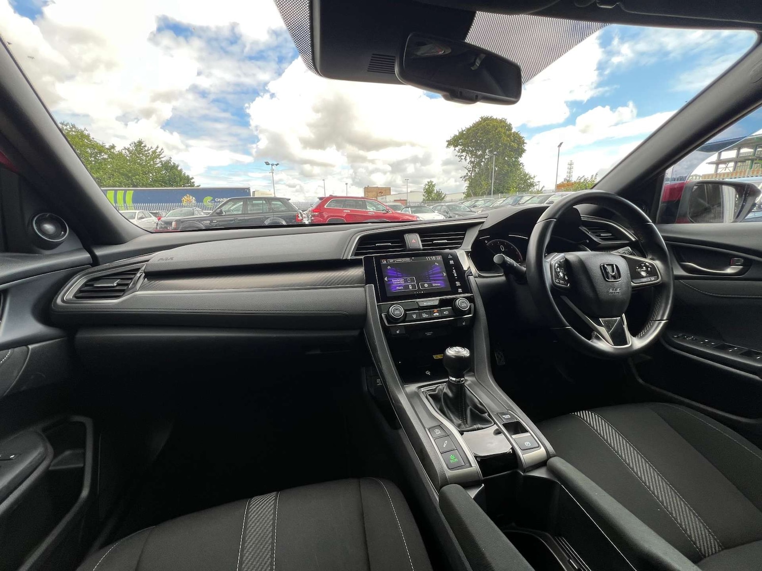 Used Honda Civic 2019 for sale - 76601820: Photo 35