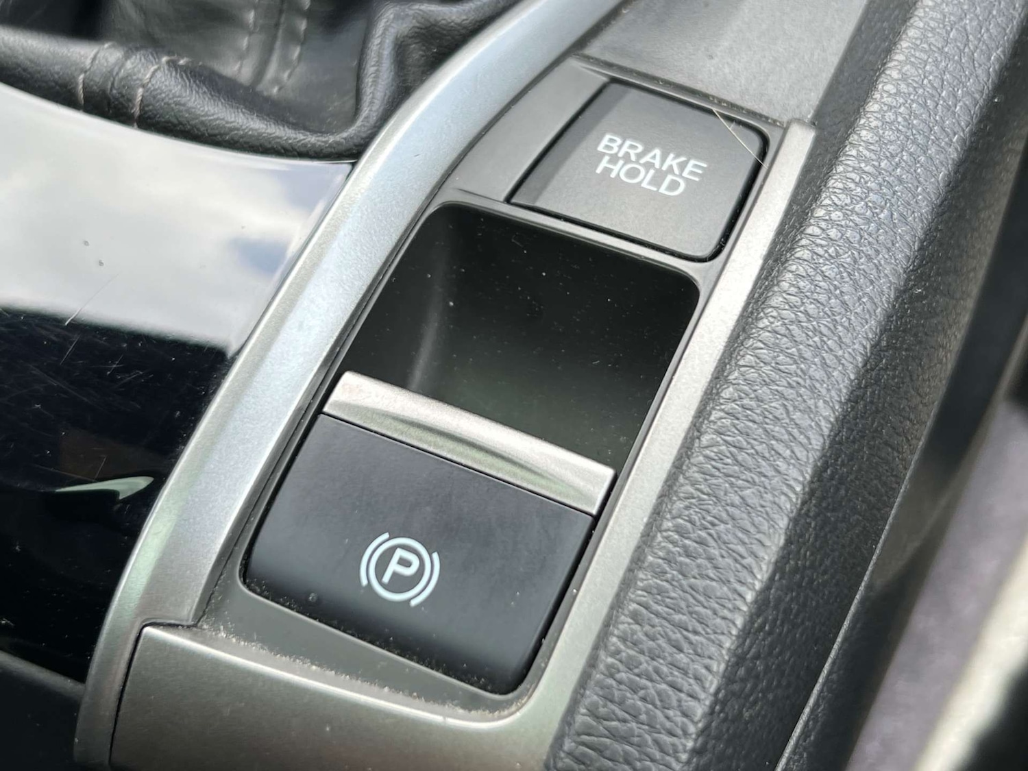 Used Honda Civic 2019 for sale - 76601820: Photo 38