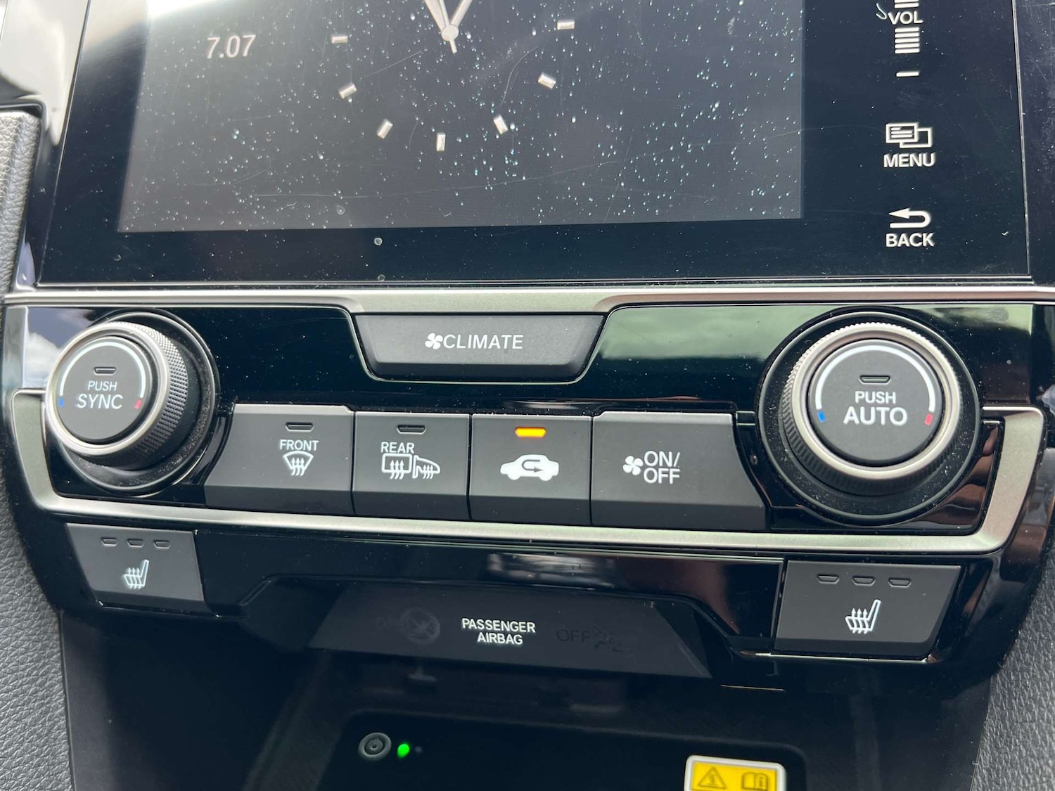 Used Honda Civic 2019 for sale - 76601820: Photo 42