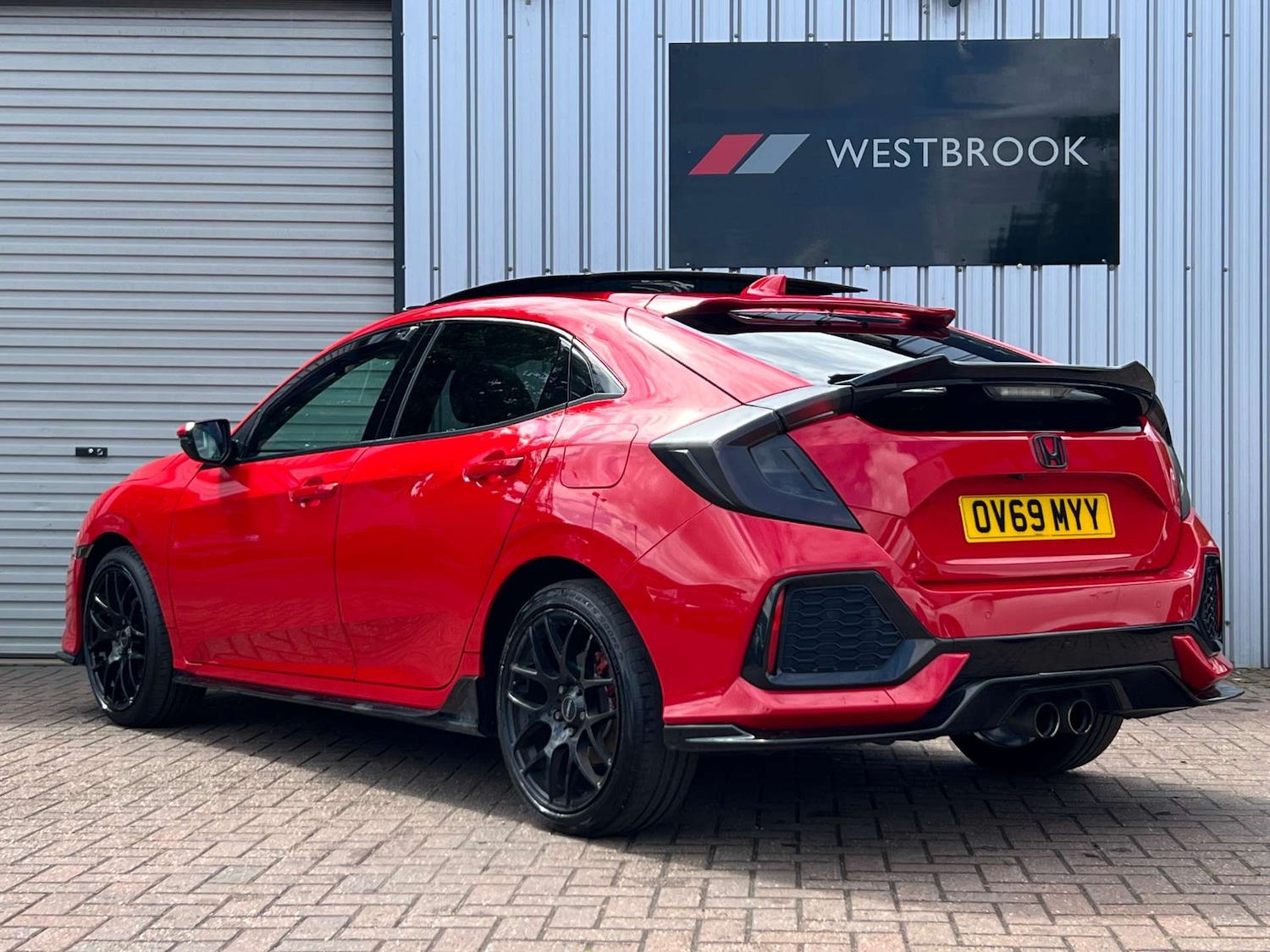 Used Honda Civic 2019 for sale - 76601820: Photo 5