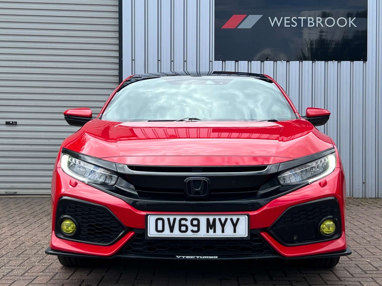 Used Honda Civic 2019 for sale - 76601820: Photo 7