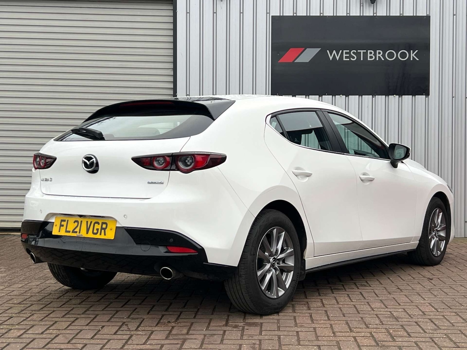 Used Mazda Mazda3 2021 for sale - 76601501: Photo 2