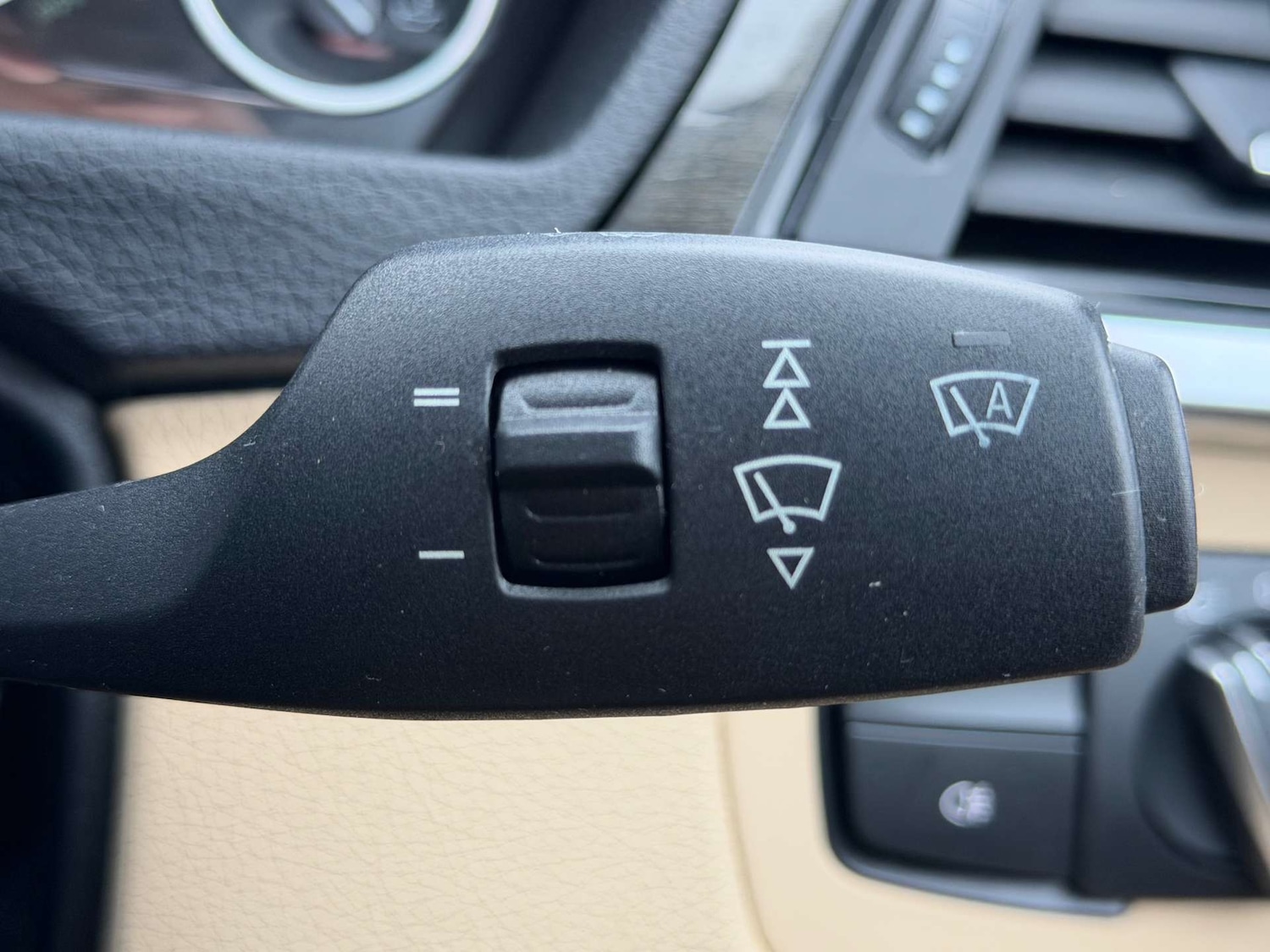 Used BMW 3 Series 2014 for sale - 77662821: Photo 64