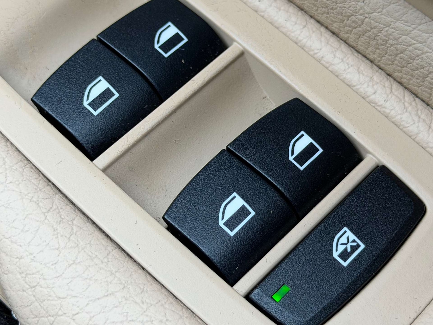 Used BMW 3 Series 2014 for sale - 77662821: Photo 69