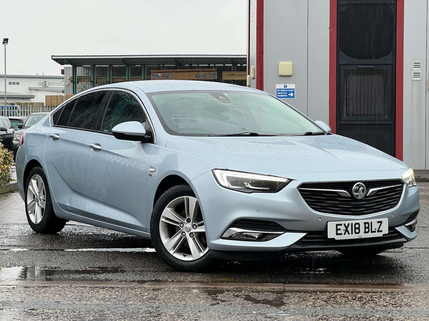 Used Vauxhall Insignia 2018 for sale - 77025206: Photo 1