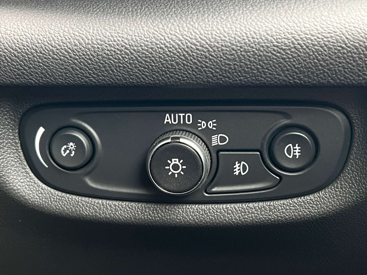 Used Vauxhall Insignia 2018 for sale - 77025206: Photo 63