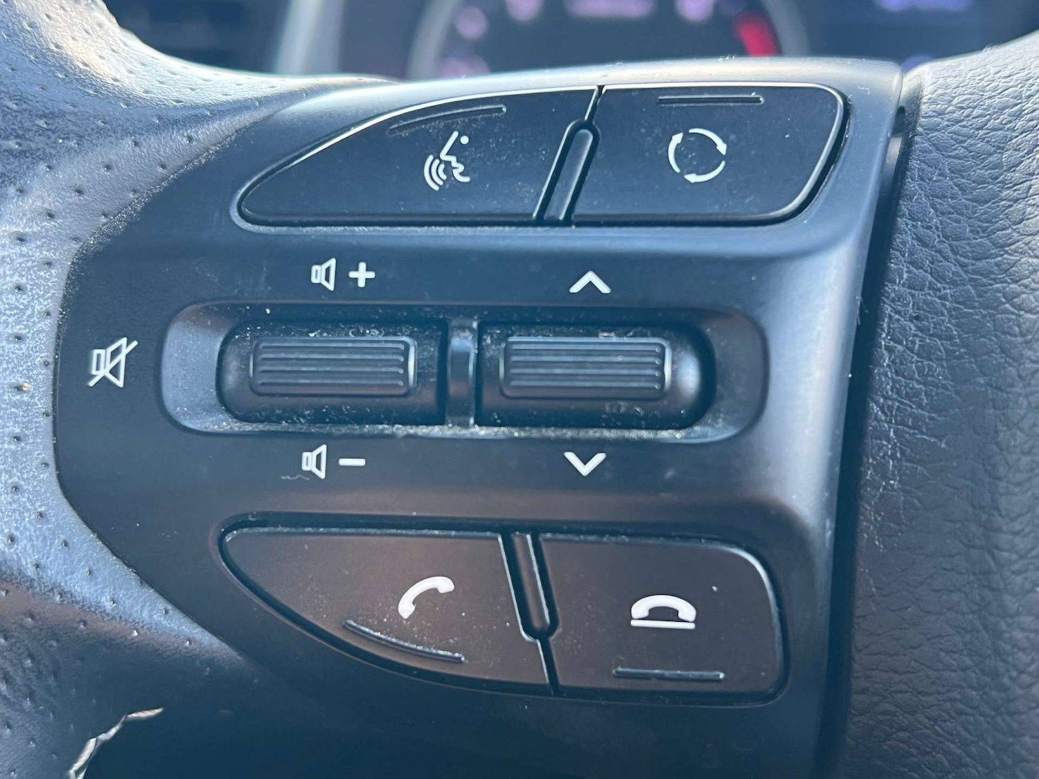 Used Kia Stonic 2019 for sale - 78198818: Photo 58