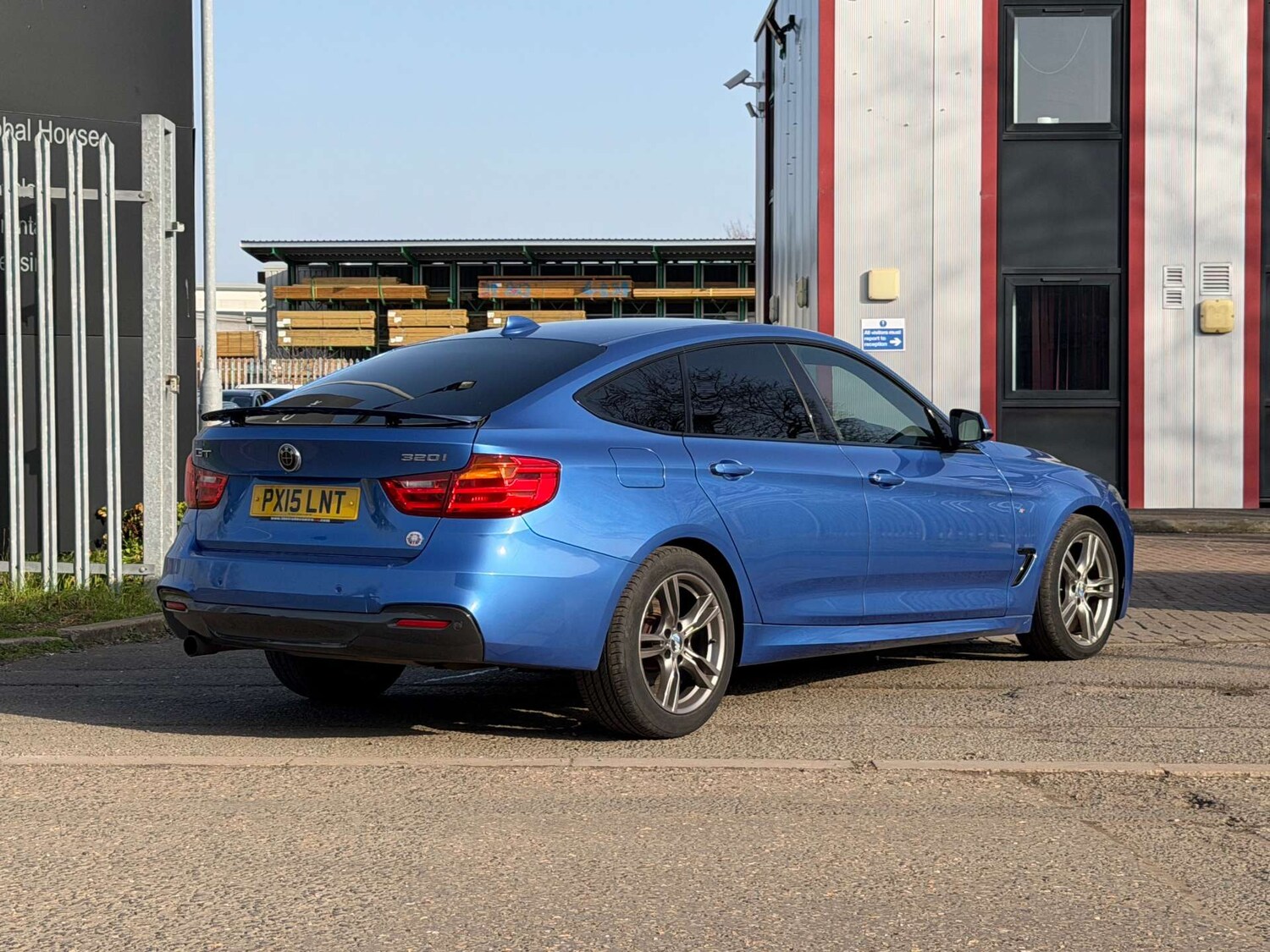 Used BMW 3 Series 2015 for sale - 77701591: Photo 17