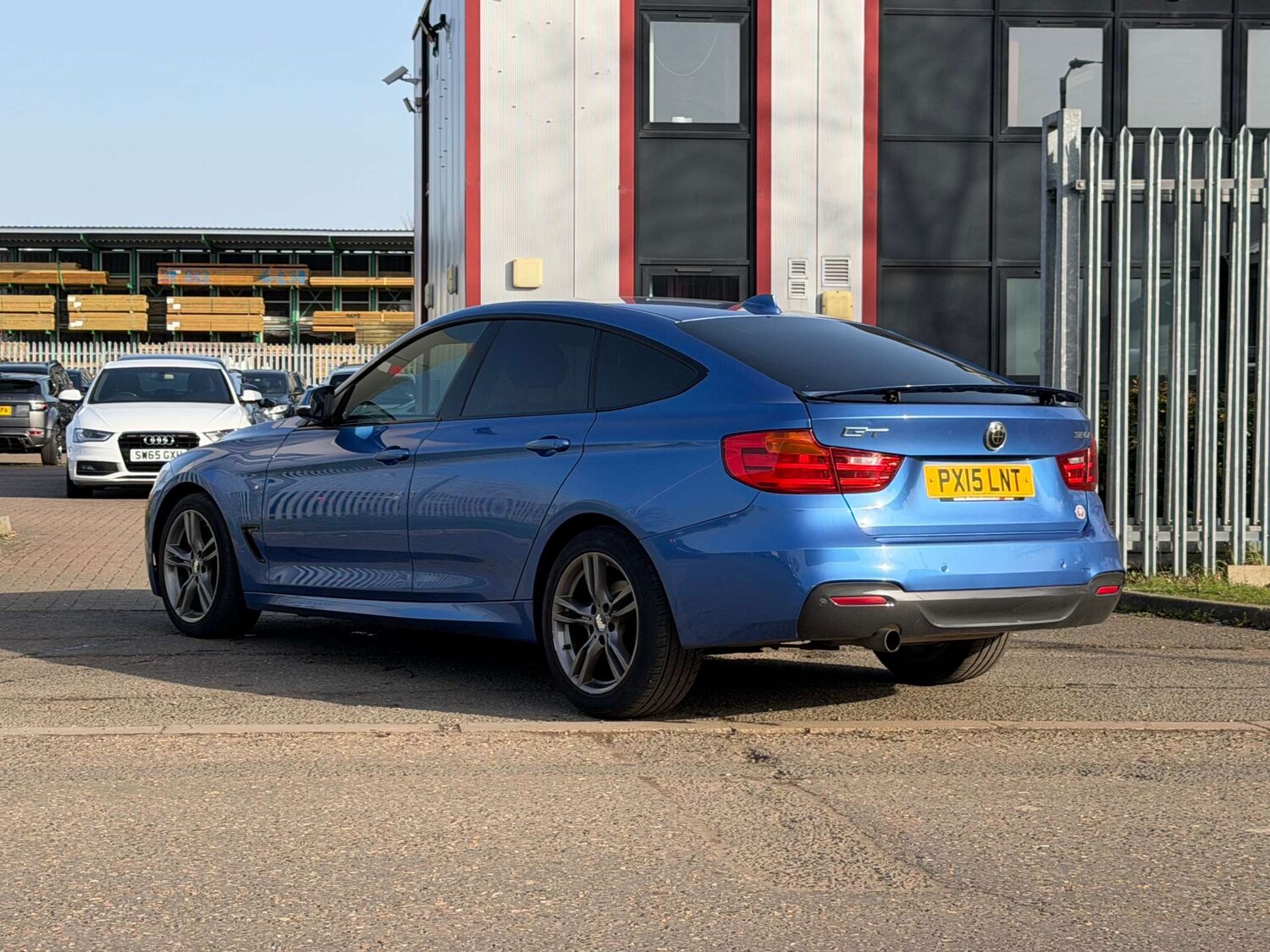 Used BMW 3 Series 2015 for sale - 77701591: Photo 21