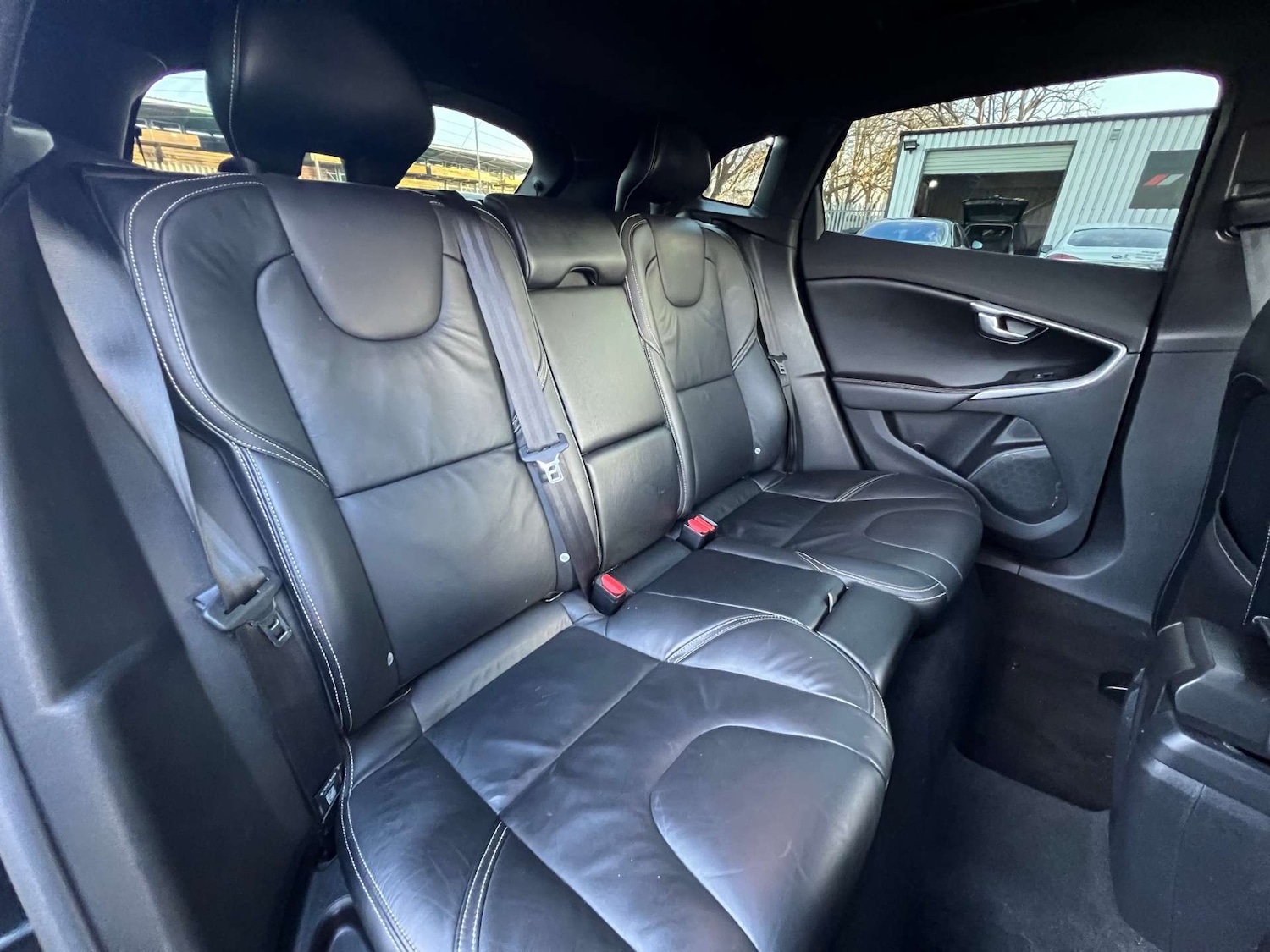 Used Volvo V40 2015 for sale - 78045927: Photo 23