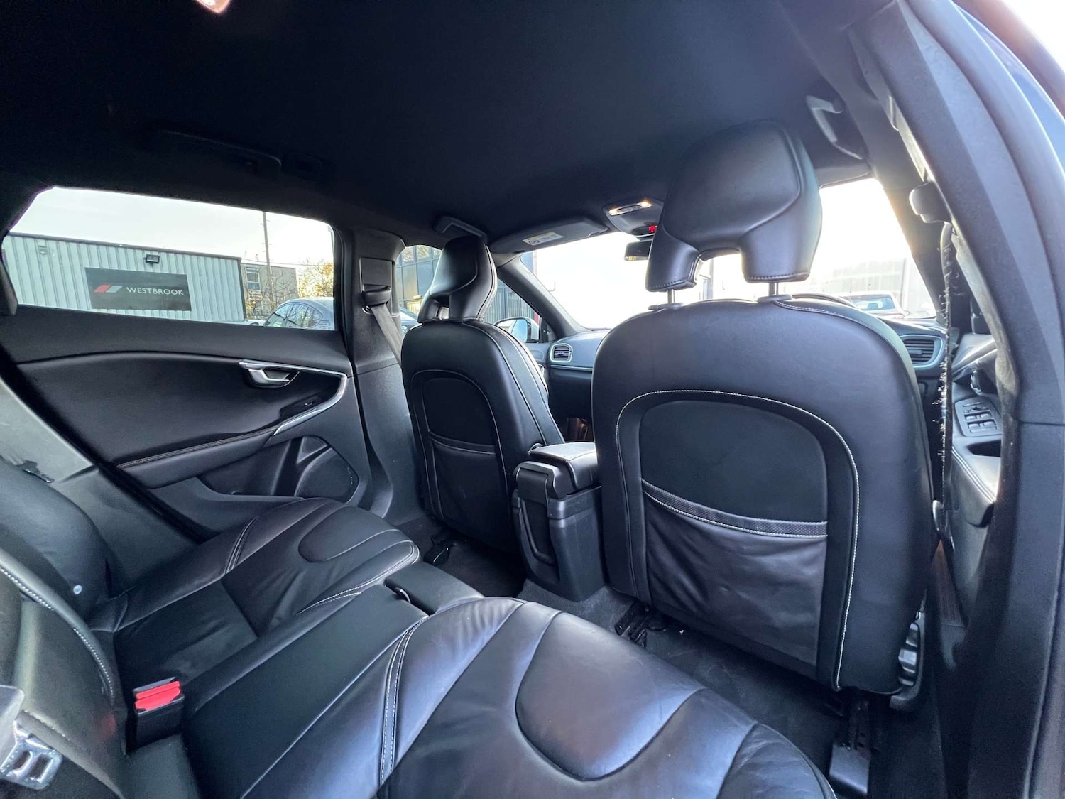 Used Volvo V40 2015 for sale - 78045927: Photo 25