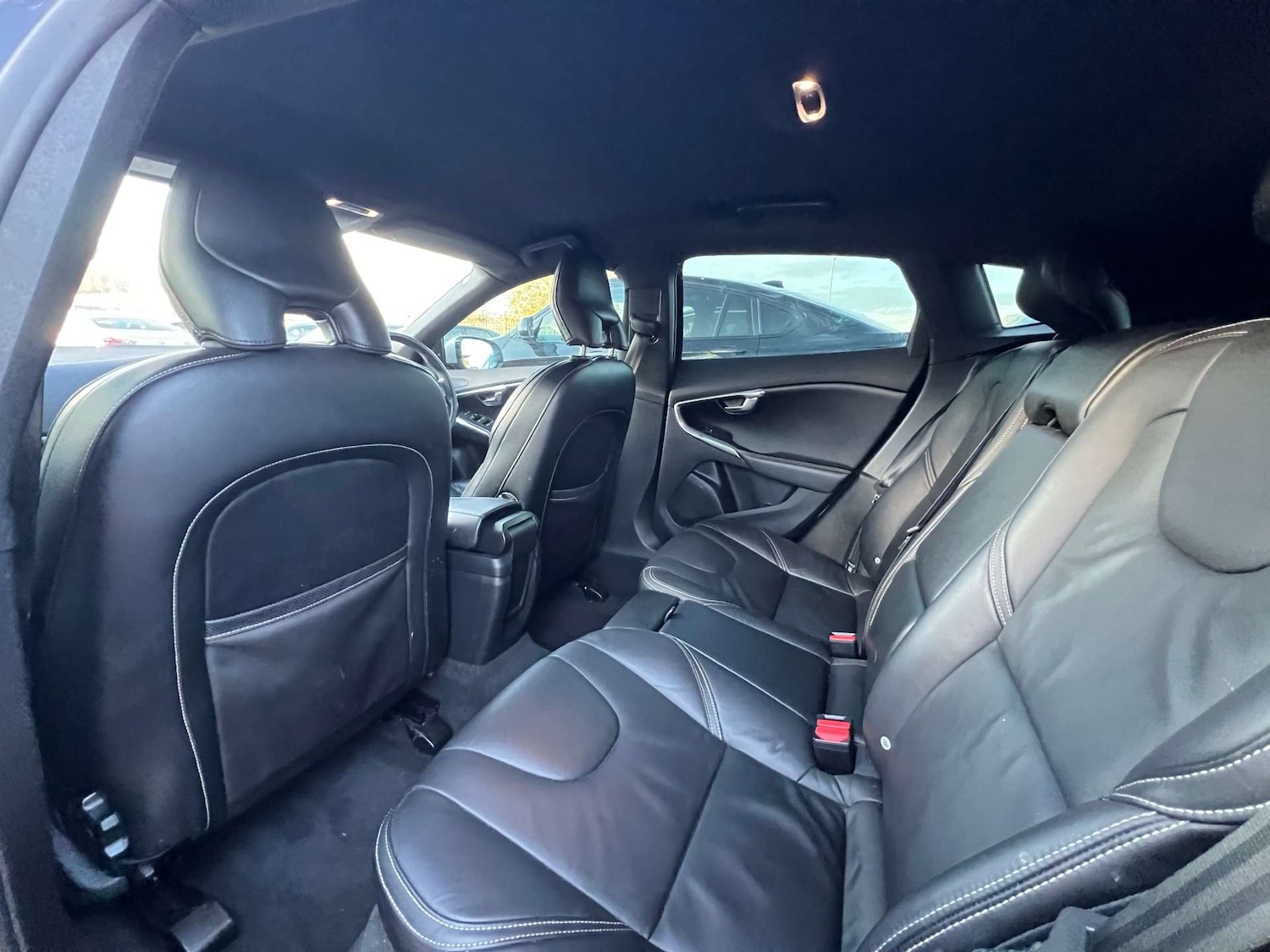 Used Volvo V40 2015 for sale - 78045927: Photo 28