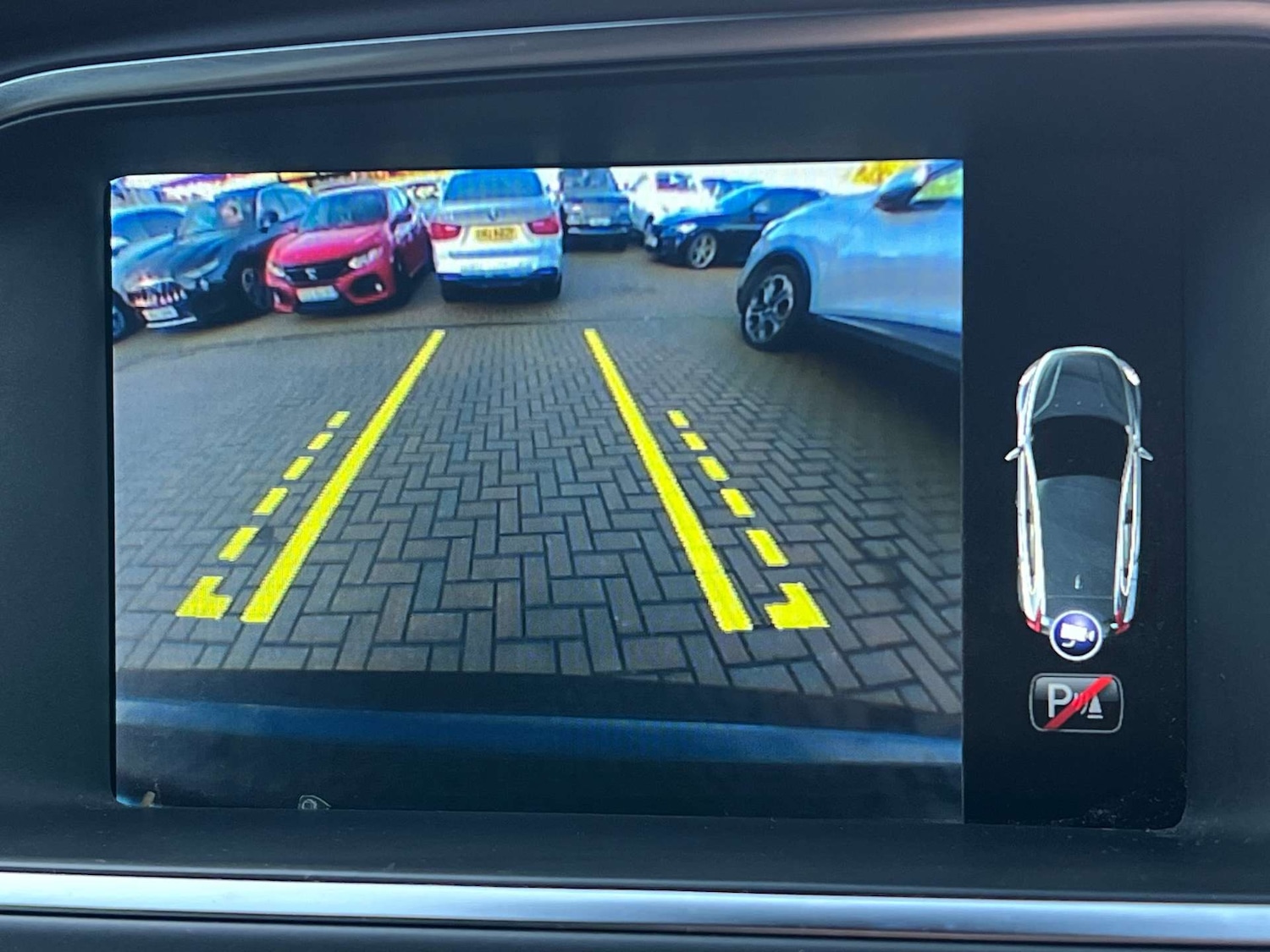 Used Volvo V40 2015 for sale - 78045927: Photo 52