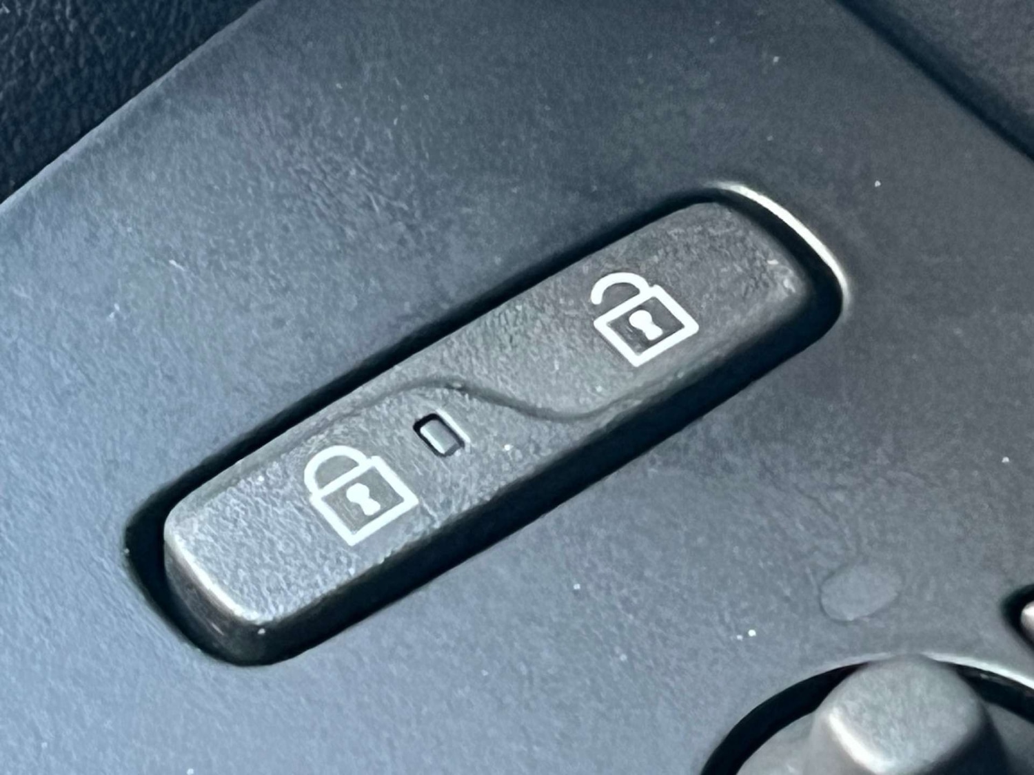 Used Volvo V40 2015 for sale - 78045927: Photo 62