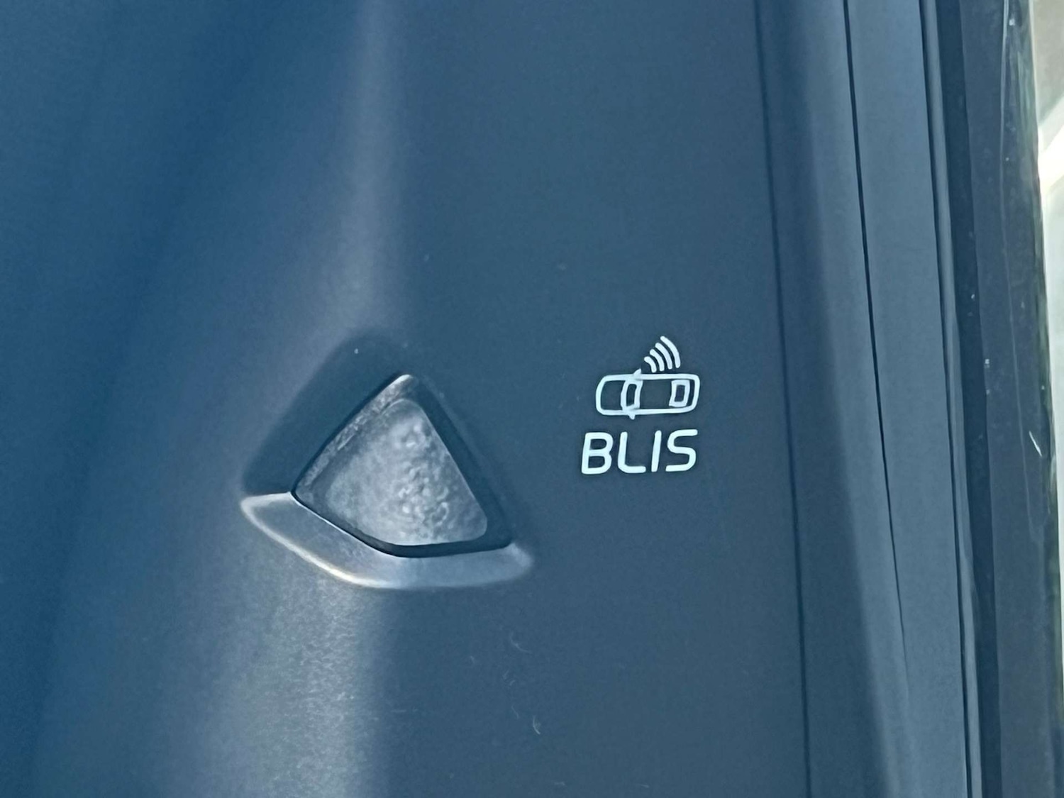 Used Volvo V40 2015 for sale - 78045927: Photo 66