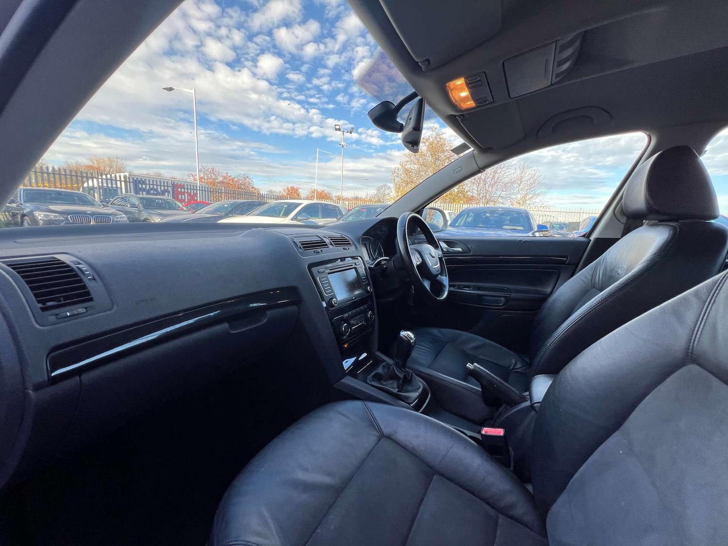 Used Skoda Octavia 2009 for sale - 76519232: Photo 38