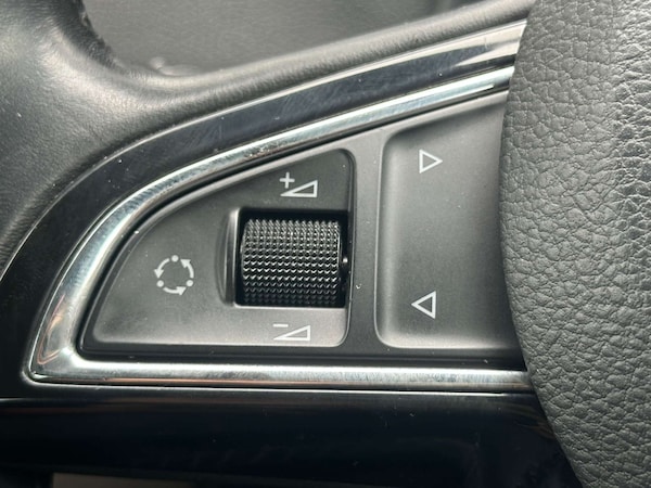 Used Skoda Yeti 2014 for sale - 75585897: Photo 37