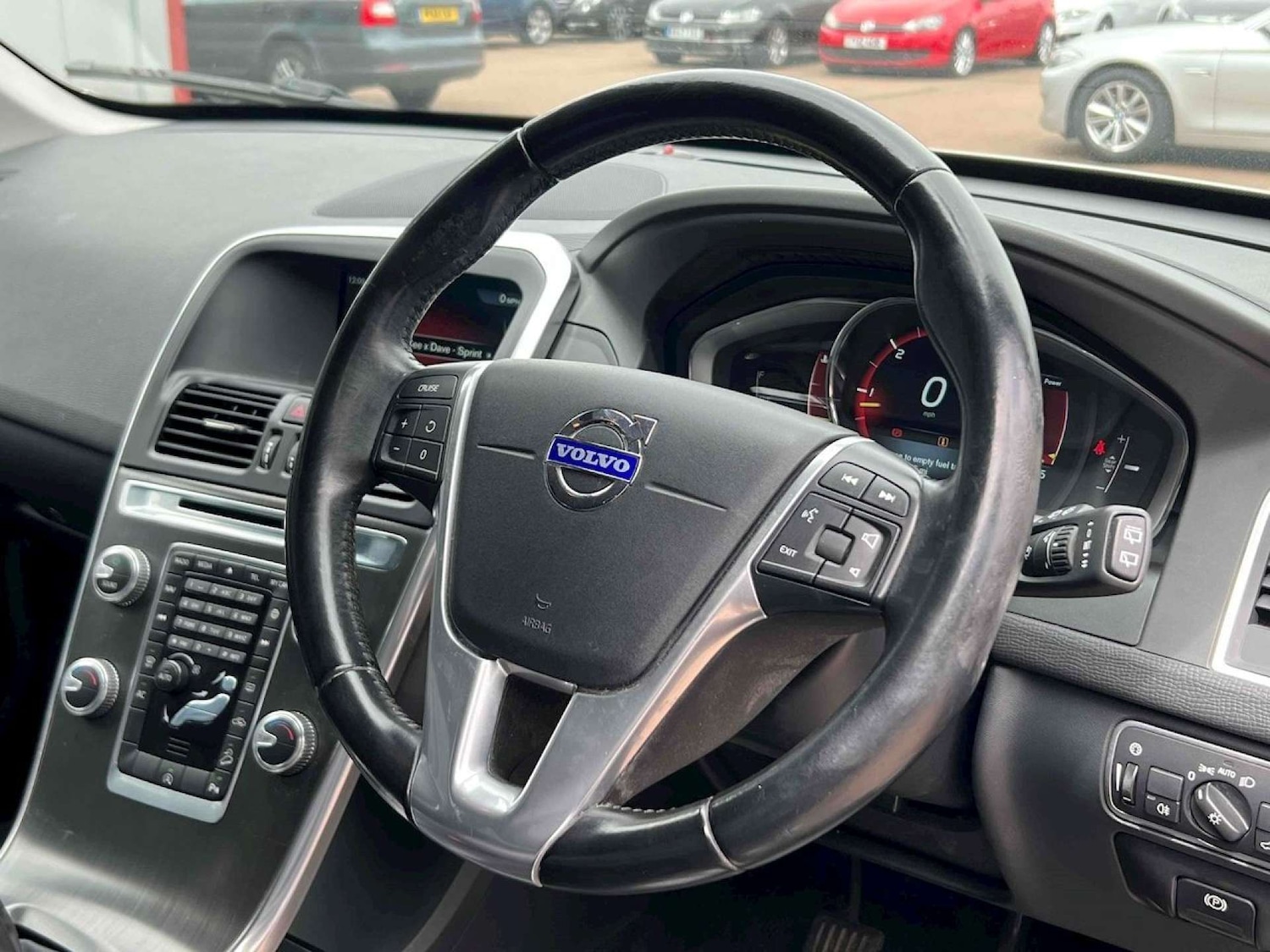 Used Volvo XC60 2015 for sale - 76005236: Photo 7