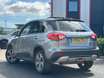 Used Suzuki Vitara 2017 for sale - 79393369: Photo