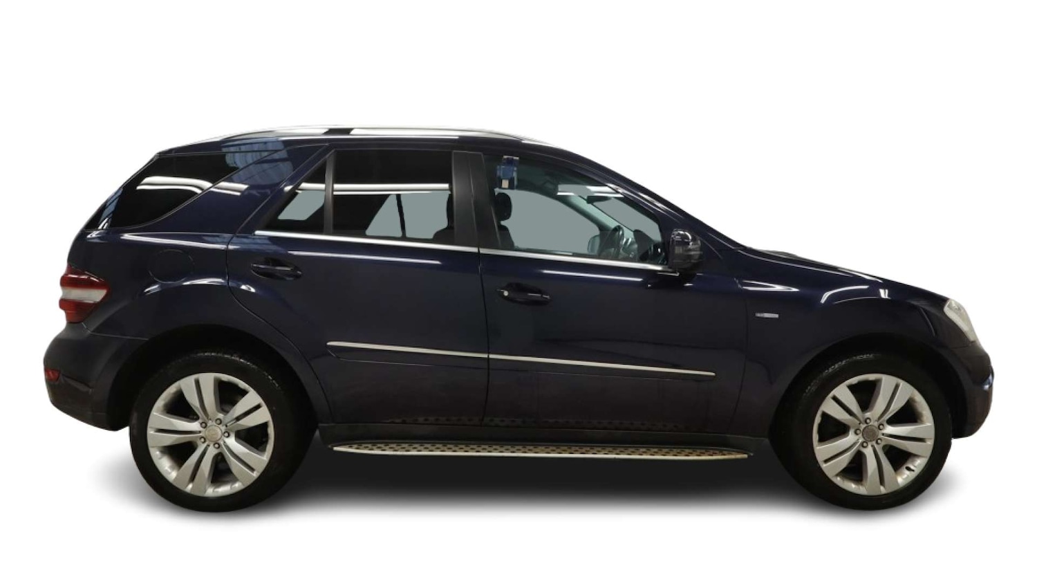 Used Mercedes-Benz M Class 2011 for sale - 77477837: Photo 3