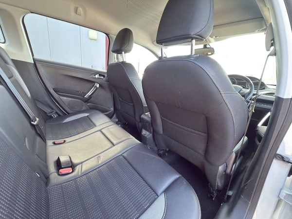 Used Peugeot 2008 2016 for sale - 76320868: Photo 13